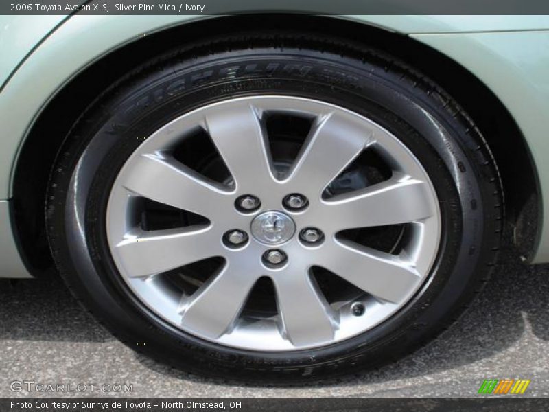 Silver Pine Mica / Ivory 2006 Toyota Avalon XLS