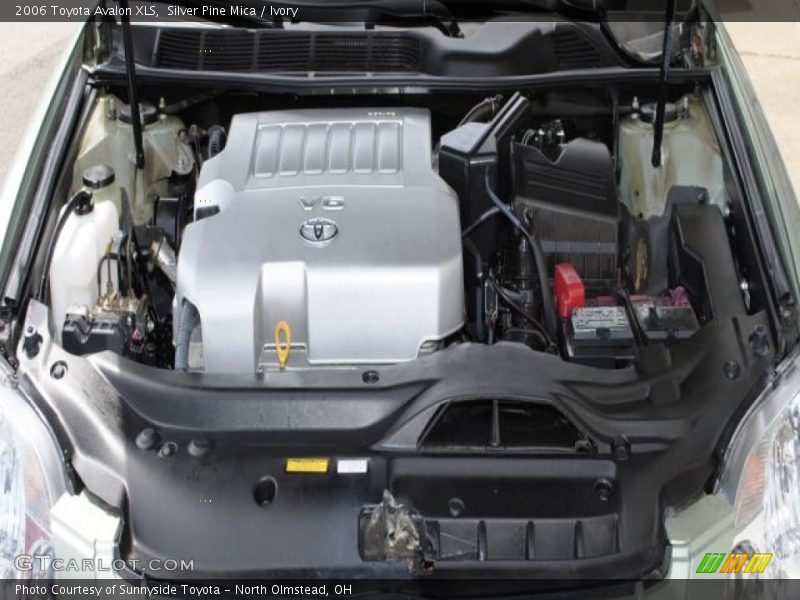 Silver Pine Mica / Ivory 2006 Toyota Avalon XLS