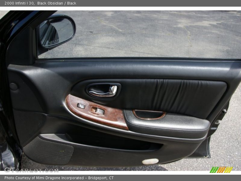 Black Obsidian / Black 2000 Infiniti I 30