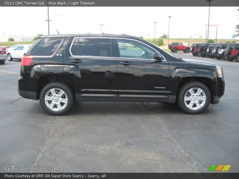 Onyx Black / Light Titanium 2011 GMC Terrain SLE