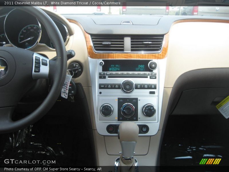 White Diamond Tricoat / Cocoa/Cashmere 2011 Chevrolet Malibu LT
