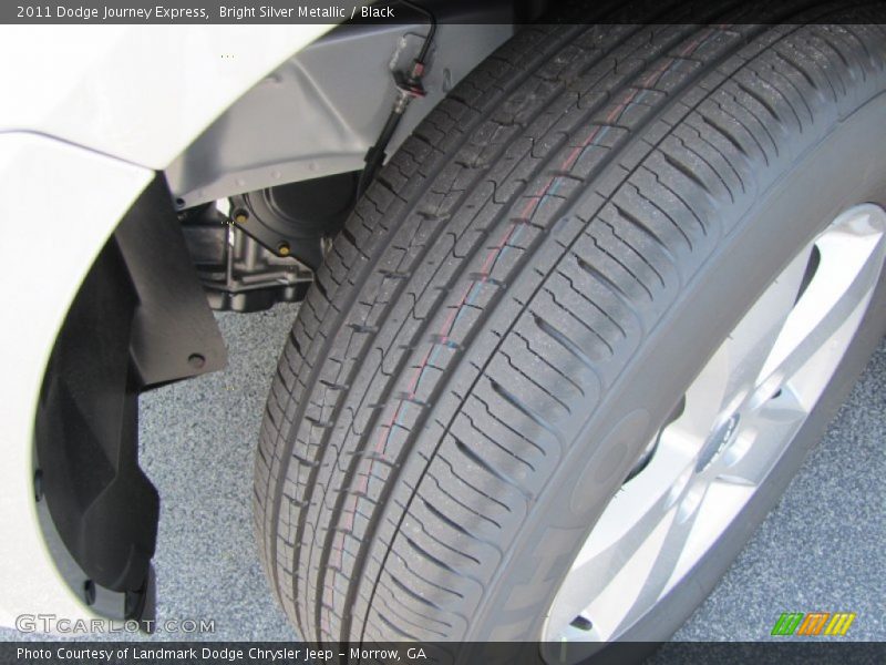 Bright Silver Metallic / Black 2011 Dodge Journey Express