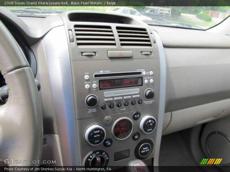 Controls of 2008 Grand Vitara Luxury 4x4