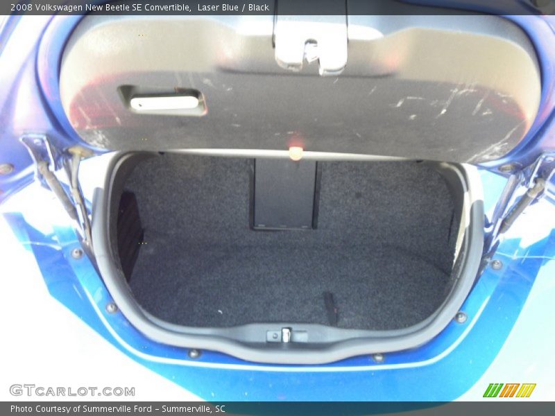  2008 New Beetle SE Convertible Trunk
