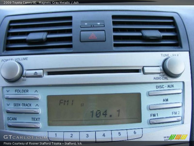 Magnetic Gray Metallic / Ash 2009 Toyota Camry SE