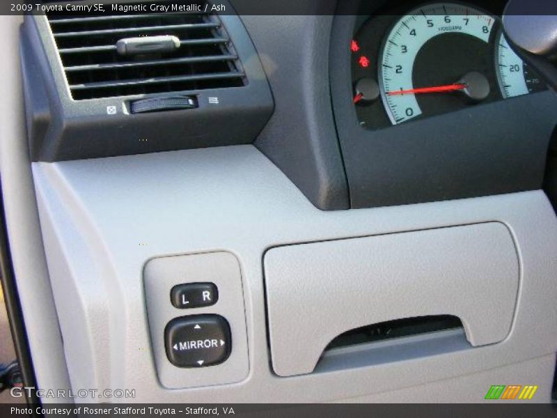 Magnetic Gray Metallic / Ash 2009 Toyota Camry SE
