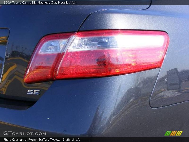 Magnetic Gray Metallic / Ash 2009 Toyota Camry SE