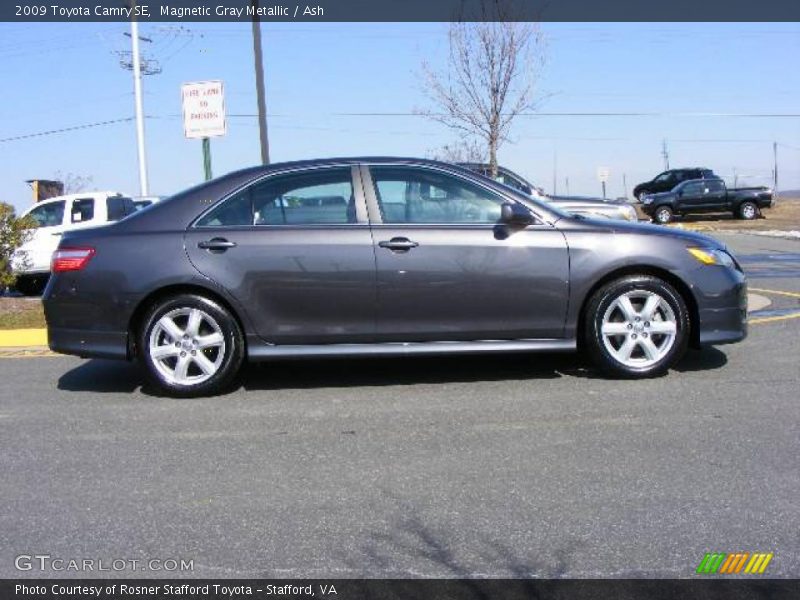 Magnetic Gray Metallic / Ash 2009 Toyota Camry SE