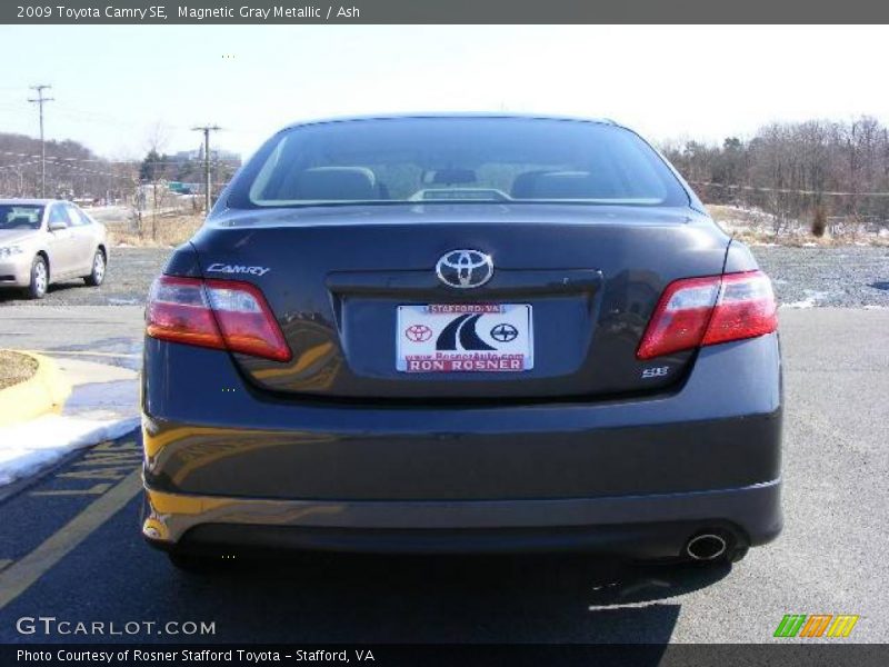 Magnetic Gray Metallic / Ash 2009 Toyota Camry SE