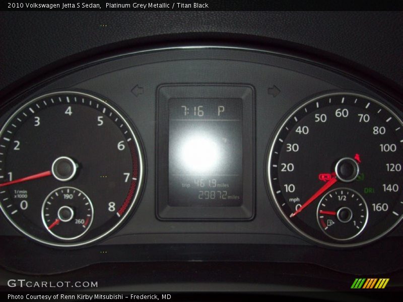 Platinum Grey Metallic / Titan Black 2010 Volkswagen Jetta S Sedan