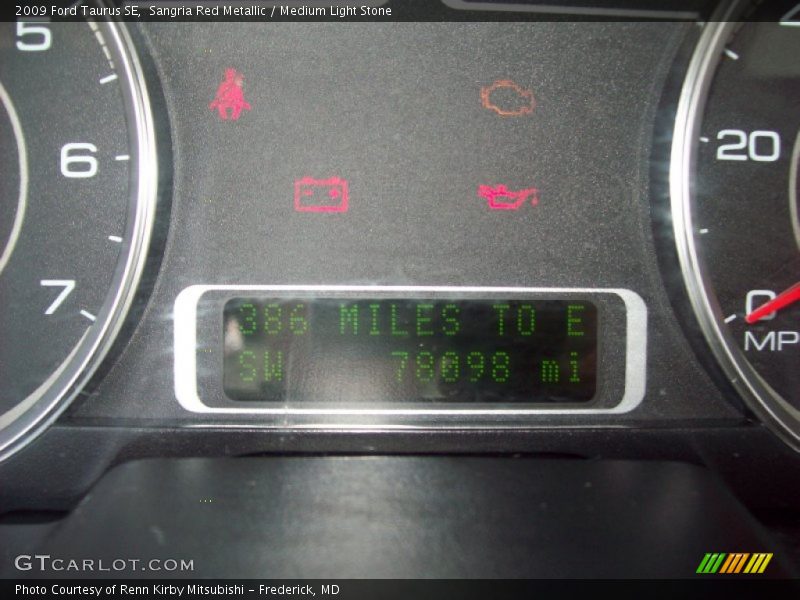 Sangria Red Metallic / Medium Light Stone 2009 Ford Taurus SE