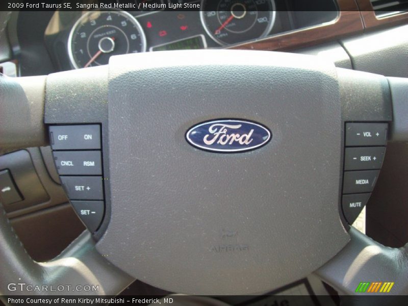 Sangria Red Metallic / Medium Light Stone 2009 Ford Taurus SE