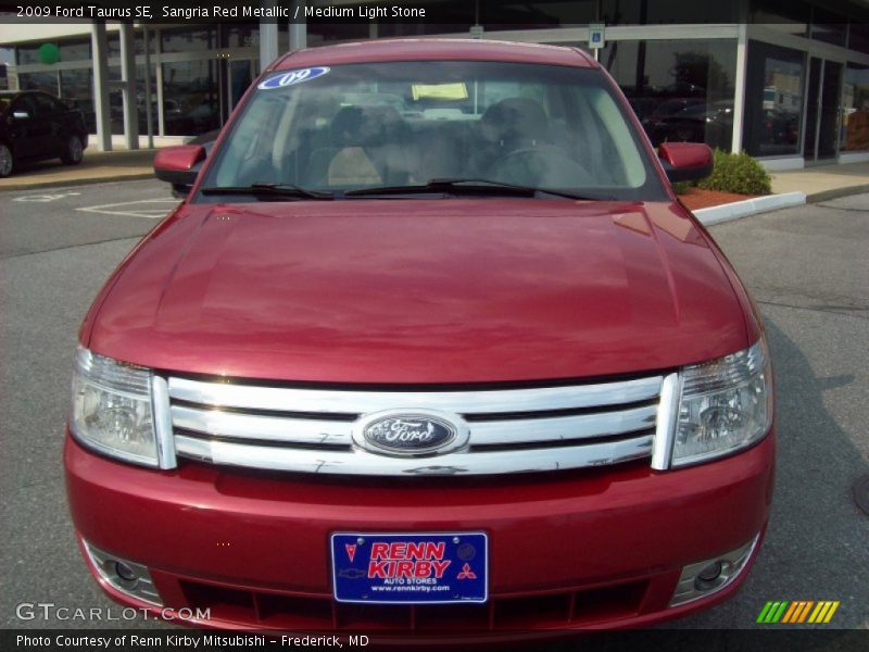 Sangria Red Metallic / Medium Light Stone 2009 Ford Taurus SE