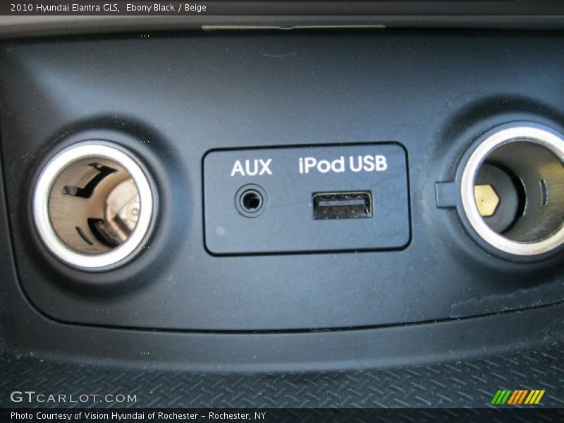 Ebony Black / Beige 2010 Hyundai Elantra GLS