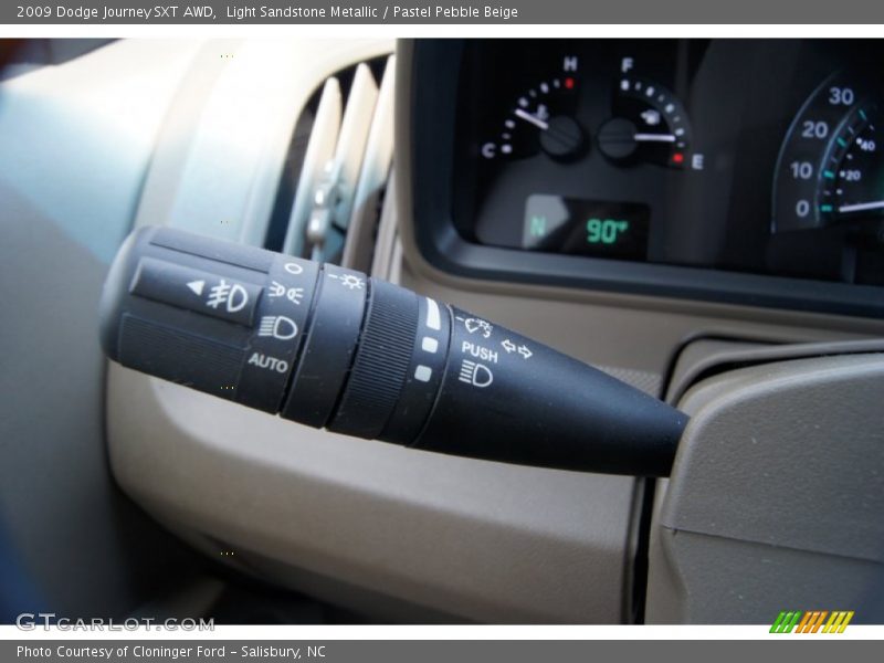 Light Sandstone Metallic / Pastel Pebble Beige 2009 Dodge Journey SXT AWD
