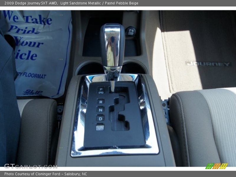 Light Sandstone Metallic / Pastel Pebble Beige 2009 Dodge Journey SXT AWD