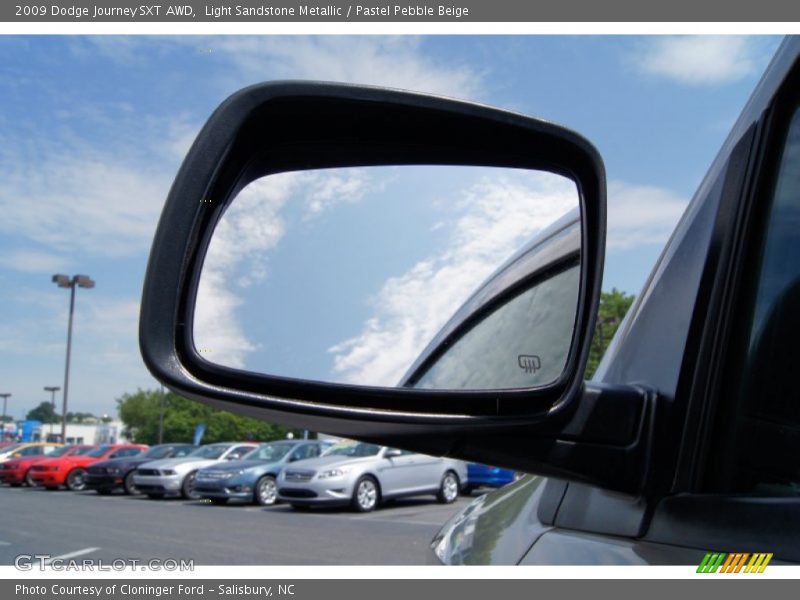 Light Sandstone Metallic / Pastel Pebble Beige 2009 Dodge Journey SXT AWD