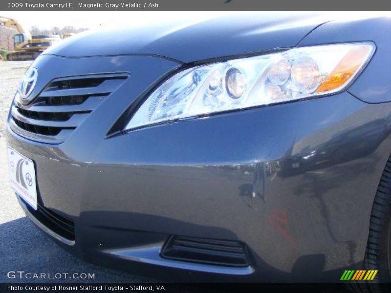 Magnetic Gray Metallic / Ash 2009 Toyota Camry LE