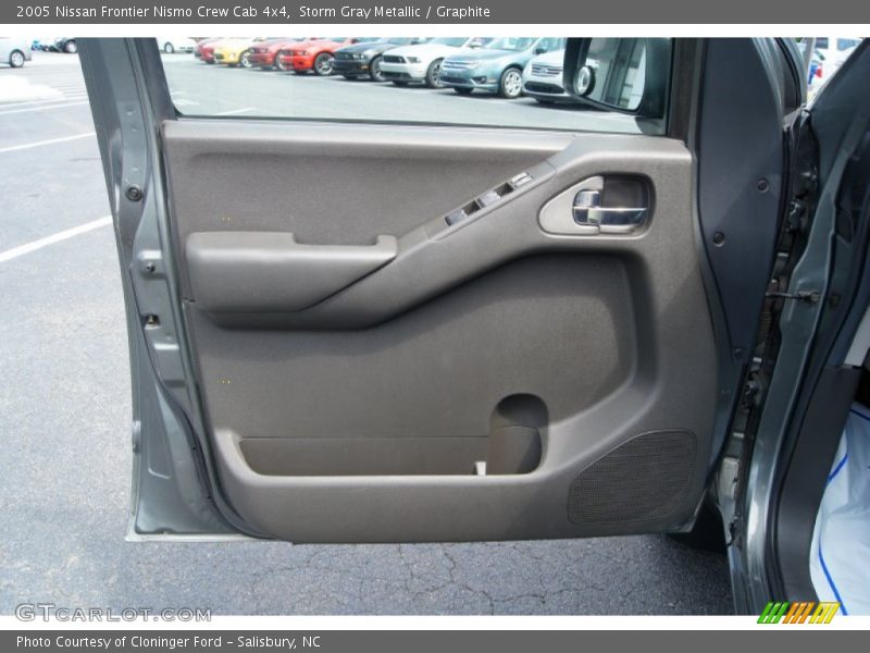 Storm Gray Metallic / Graphite 2005 Nissan Frontier Nismo Crew Cab 4x4