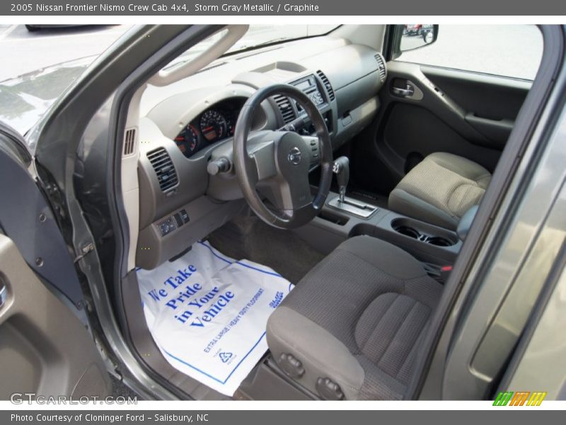 Storm Gray Metallic / Graphite 2005 Nissan Frontier Nismo Crew Cab 4x4