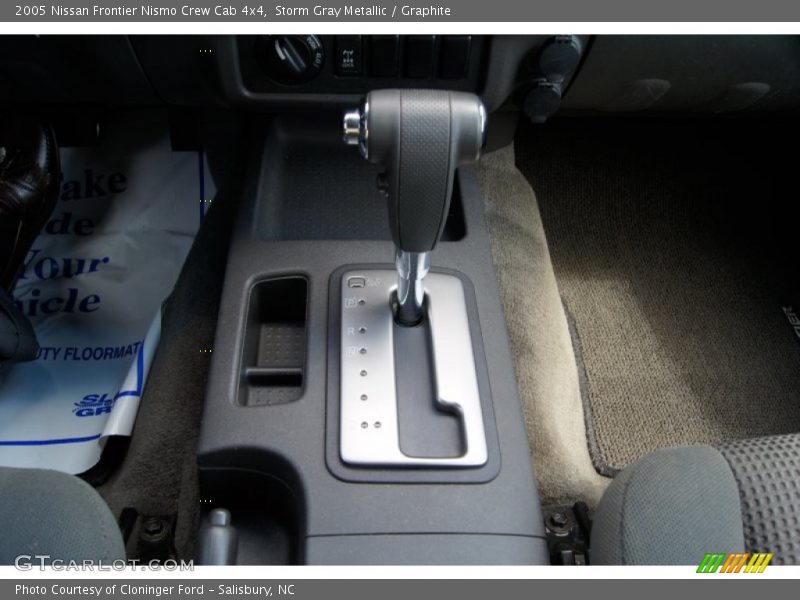 Storm Gray Metallic / Graphite 2005 Nissan Frontier Nismo Crew Cab 4x4