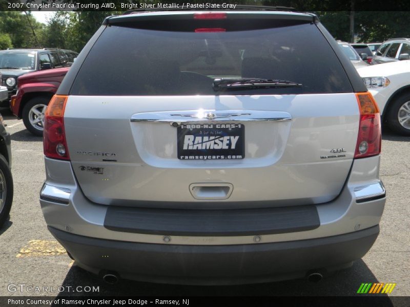 Bright Silver Metallic / Pastel Slate Gray 2007 Chrysler Pacifica Touring AWD