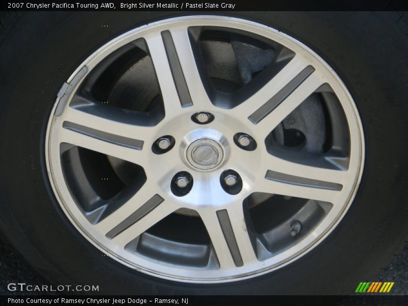 Bright Silver Metallic / Pastel Slate Gray 2007 Chrysler Pacifica Touring AWD