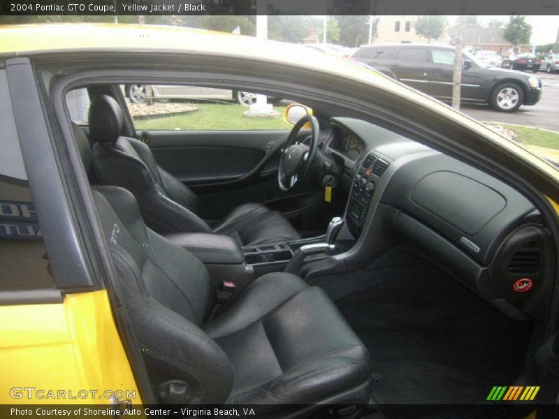 Yellow Jacket / Black 2004 Pontiac GTO Coupe
