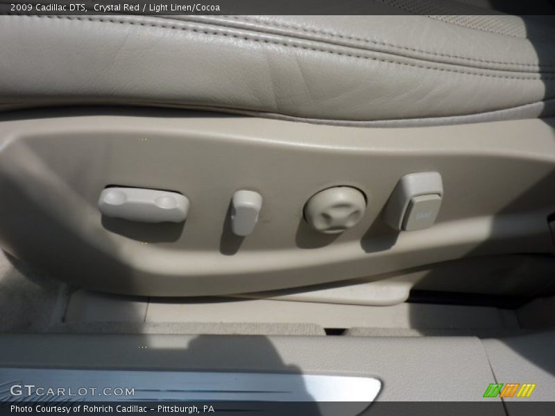 Crystal Red / Light Linen/Cocoa 2009 Cadillac DTS