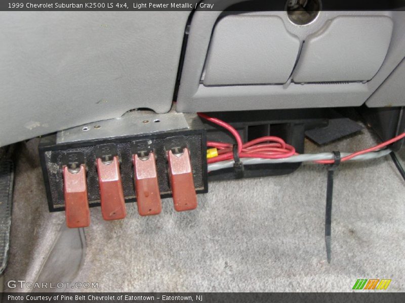 Light Pewter Metallic / Gray 1999 Chevrolet Suburban K2500 LS 4x4