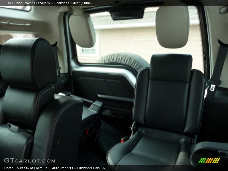 Zambezi Silver / Black 2003 Land Rover Discovery S