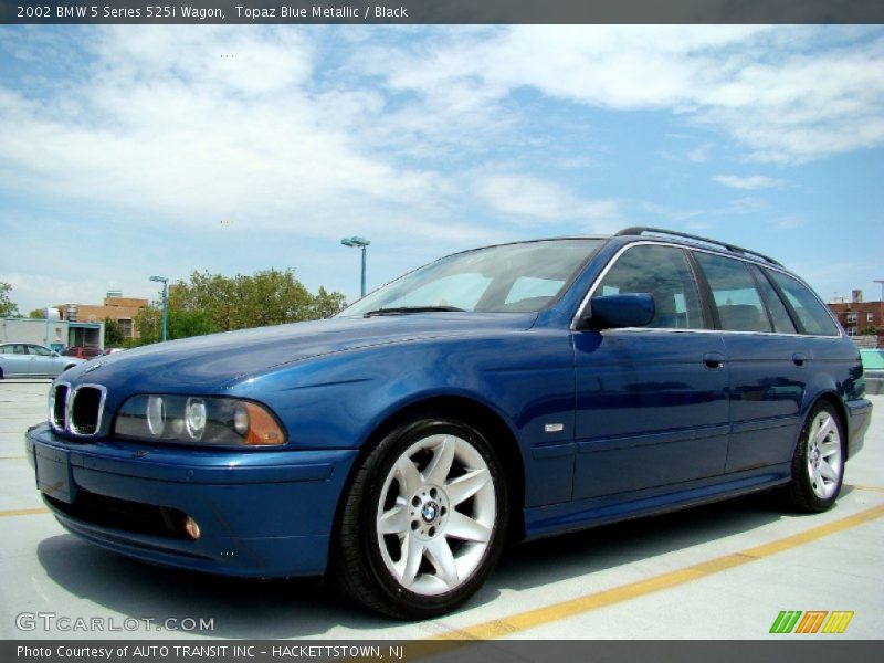 Front 3/4 View of 2002 5 Series 525i Wagon