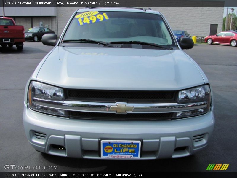 Moondust Metallic / Light Gray 2007 Chevrolet TrailBlazer LS 4x4