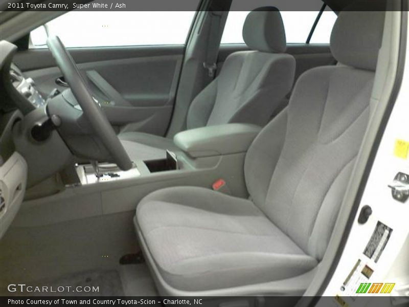Super White / Ash 2011 Toyota Camry
