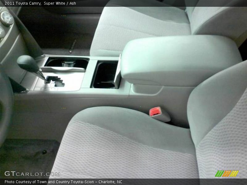 Super White / Ash 2011 Toyota Camry
