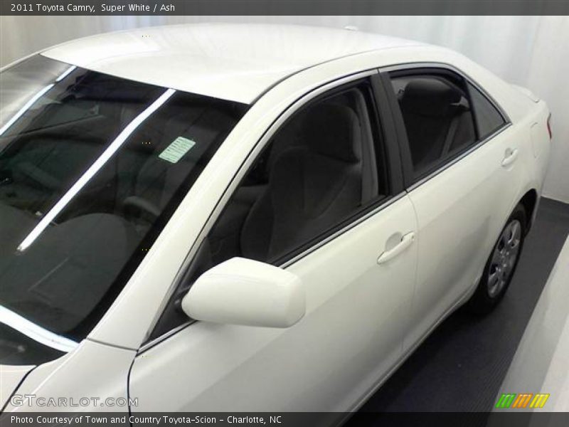 Super White / Ash 2011 Toyota Camry