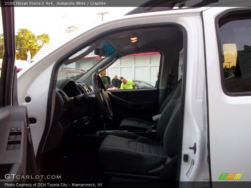 Avalanche White / Graphite 2008 Nissan Xterra X 4x4