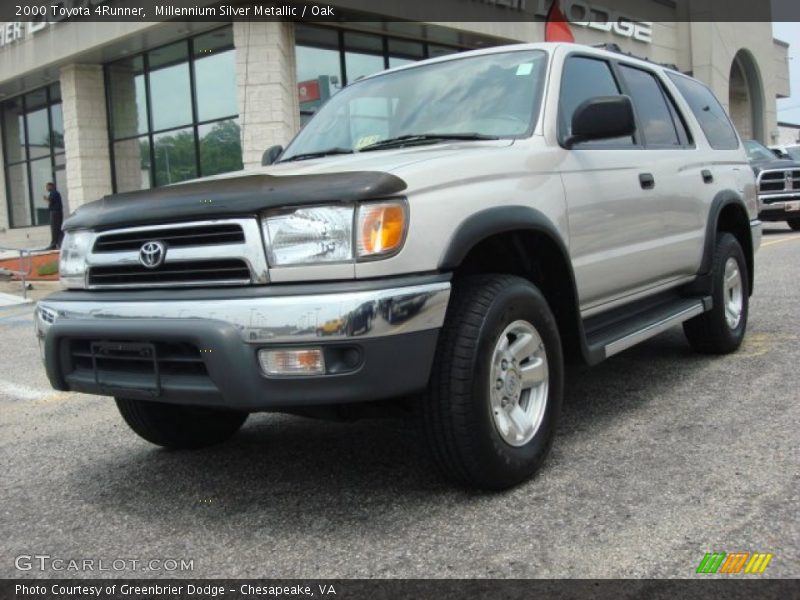 Millennium Silver Metallic / Oak 2000 Toyota 4Runner