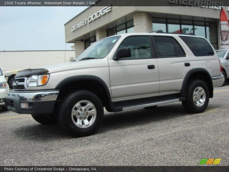 Millennium Silver Metallic / Oak 2000 Toyota 4Runner