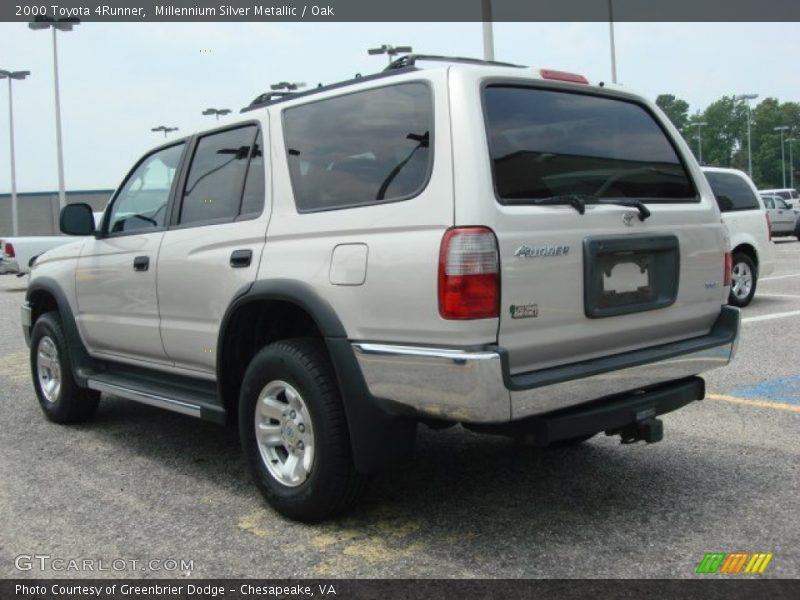 Millennium Silver Metallic / Oak 2000 Toyota 4Runner