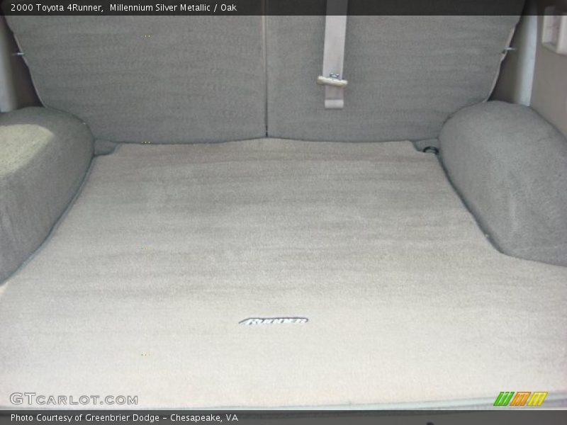 Millennium Silver Metallic / Oak 2000 Toyota 4Runner