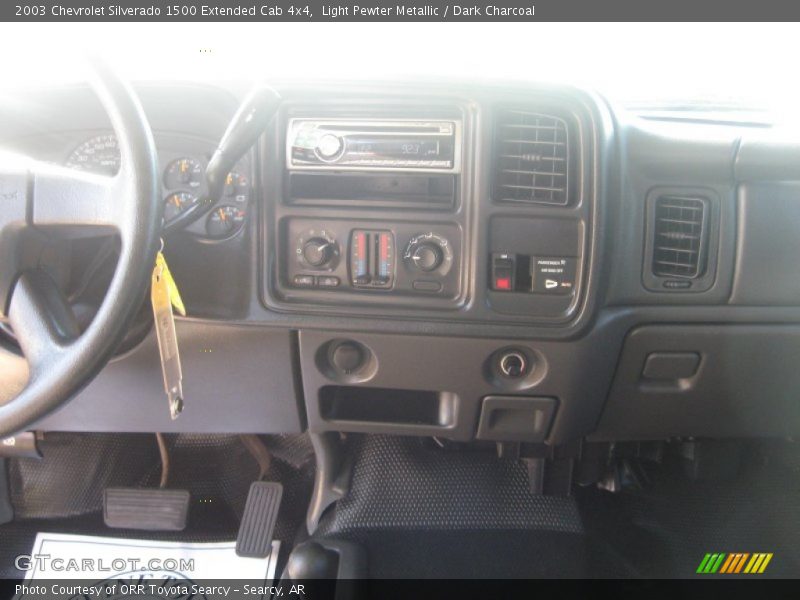 Light Pewter Metallic / Dark Charcoal 2003 Chevrolet Silverado 1500 Extended Cab 4x4