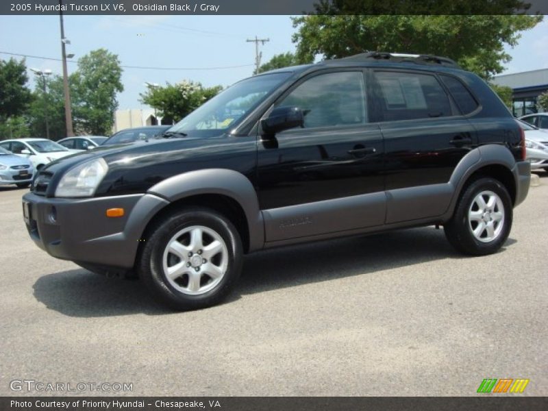 Obsidian Black / Gray 2005 Hyundai Tucson LX V6