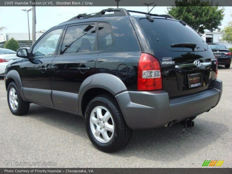 Obsidian Black / Gray 2005 Hyundai Tucson LX V6