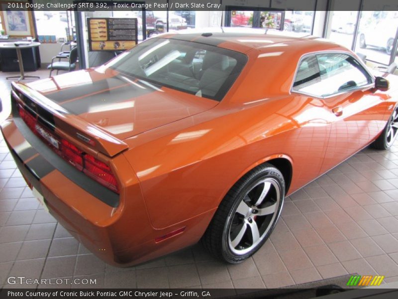 Toxic Orange Pearl / Dark Slate Gray 2011 Dodge Challenger SRT8 392