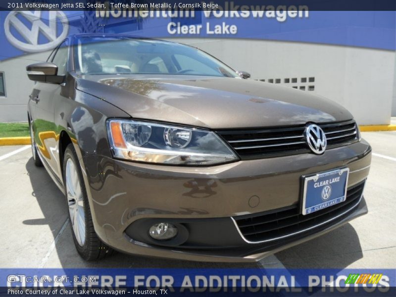 Toffee Brown Metallic / Cornsilk Beige 2011 Volkswagen Jetta SEL Sedan