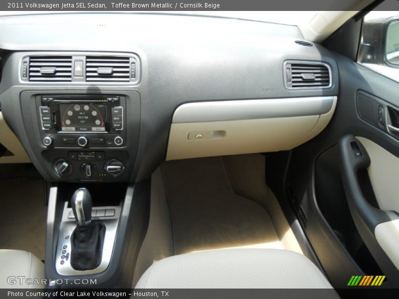 Toffee Brown Metallic / Cornsilk Beige 2011 Volkswagen Jetta SEL Sedan