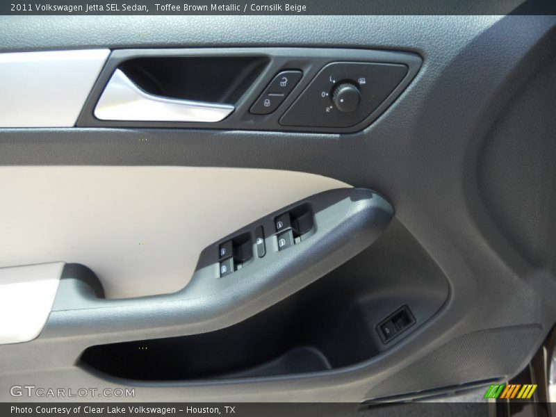 Toffee Brown Metallic / Cornsilk Beige 2011 Volkswagen Jetta SEL Sedan