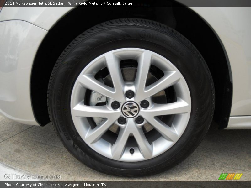 White Gold Metallic / Cornsilk Beige 2011 Volkswagen Jetta SE Sedan