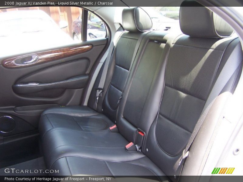 Liquid Silver Metallic / Charcoal 2008 Jaguar XJ Vanden Plas